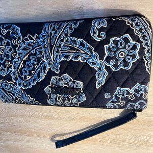 Vera Bradley Black and Blue Quilted Floral Wristlet (NWOT)